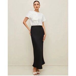 Commense Women White Solid Elegant 3D Floral Short Sleeve T-Shirt Top LARGE